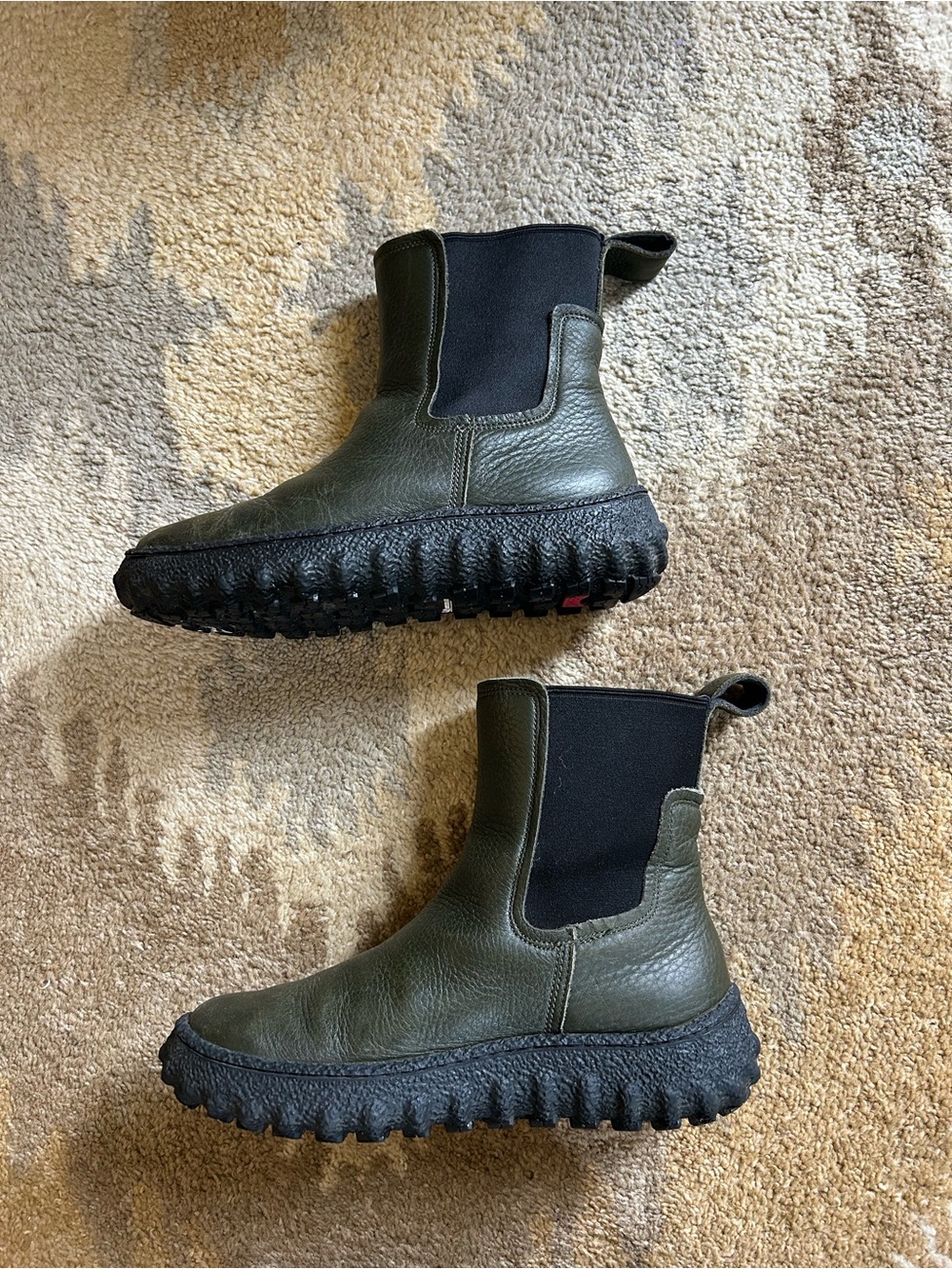 Camper Olive Chelsea Lug-Sole Ankle Boots - Picture 2 of 13